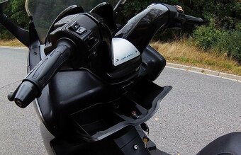 Motocykl Aprilia Atlantic 125 - 5