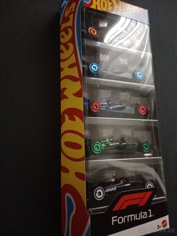 Hot wheels formula 1 f1 5 pack McLaren,alpine,RB,kick,haas - 5