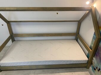 Prodám dětskou postel DOMEK 200x90cm - 5