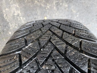 Alu kola Seat R16 originál zimní sada 5x112 pneu 215/60 - 5