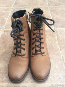 Hnědé kožené boty Vagabond na podpatku - 5