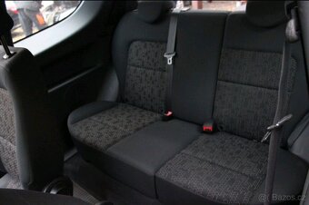 Pronajem auta mitsubishi colt - 5