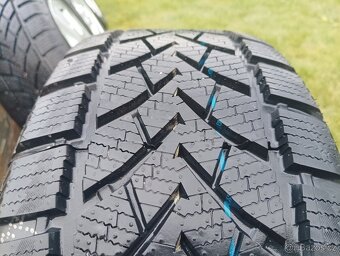 Ford zimní kola 205/55/16 rozteč 5x108 - 5