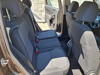 Škoda Yeti 1.2 benzín, 77kW manuál / Navi / tažné - 5