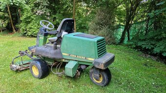 John Deere - 5