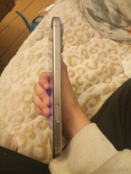 Iphone 16 pro max - 5