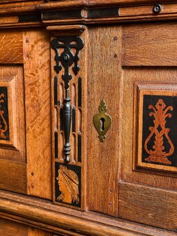 Holandská renesanční skříň ("Beeldenkast") ze 17. století - 5