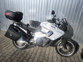 Aprilia Caponord 1000 - 5