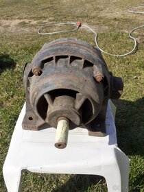 Prodám elektromotor AEG - 5