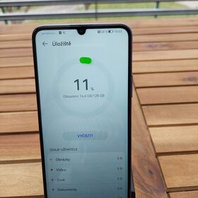 Pěkný Mobilní telefon Huawei nova Y70,4GB RAM,128GB - 5