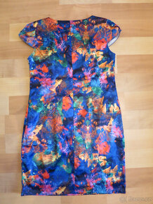 Dámské letní barevné pouzdrové šaty - 5