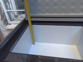 Kompresorová lednice VEVOR 15l 12V/230V - 5