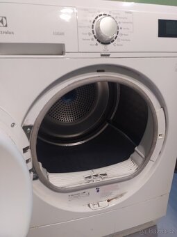 Sušička Electrolux ecocare na náhradní díly - 5