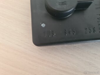NOVÝ Držák žárovek zadního světla Octavia 1 Combi - 5