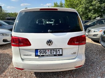 Volkswagen Touran 1.4 CNG, 7 míst, 2011 - 5