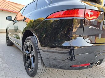 Jaguar F-Pace 3.0 D V6 300 CV AWD (FG462XS) - 5