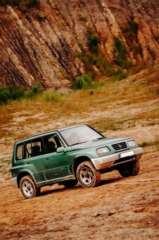 Suzuki Vitara 2.0TD 64 kW - 5