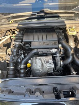 Peugeot - 5
