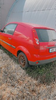 Ford fiesta 1.4 diesel - 5