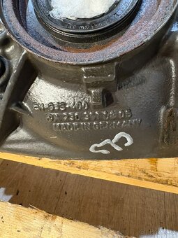 // Zadní Diferencial Mercedes W211-W219 // - 5