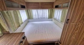 Karavan + ochranná střecha - 5