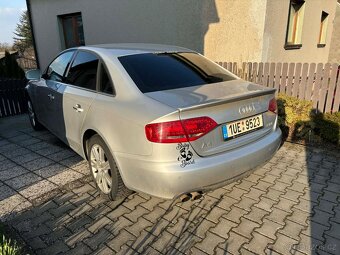 Prodám Audi A4 b8 na náhradní díly - 5
