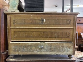 Starožitné komody - 5