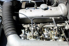 Mercedes Bernz 190 SL - 5
