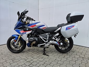 BMW R1250RS, r.v.08/2023, plná výbava, najeto pouze 5.341 km - 5