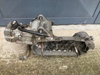 Motor 4T pro Suzuki Epicuro / Burgman 125, r. 2001 - 5