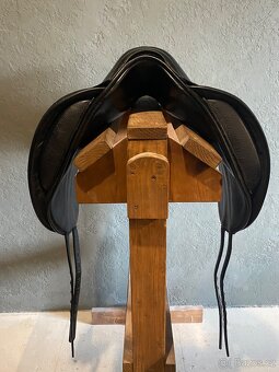 Drezurní Flexi sedlo Baloun M2 16,5” - 5