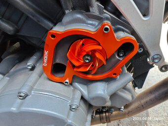 KTM 950 SM - 5