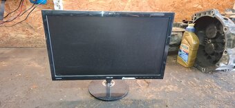 Staré PC a příslušenství - 5