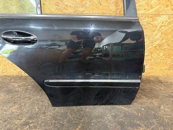 ZADNÍ PRAVÉ DVEŘE MERCEDES W211 KOMBI - 5