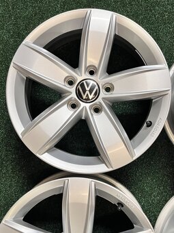 5x112 R16 Originál VW T-Roc / Corvara - jako nové - ET 43 - 5