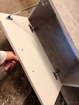 Prodej obývací stěny s poličkou a konferenčním stolkem - 5