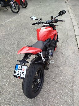 Ducati Streetfighter V2, 1. MAJITEL, ČR, SUPER TOP CENA - 5