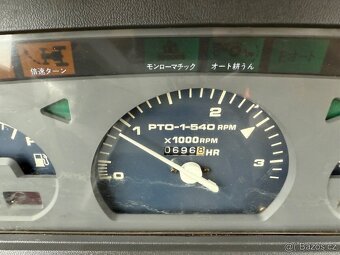 Malotraktor kubota GL467 S čelním nakladačem 800kg - 5