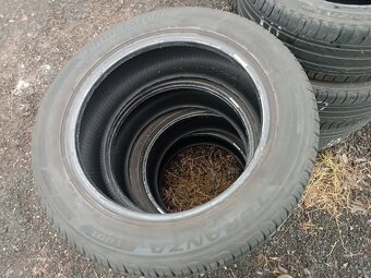 215/55/17 94V BRIDGESTONE TURANZA T001 6,5MILIMETRŮ-LETNÍ - 5