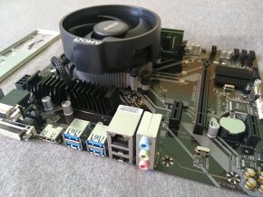 Gigabyte B450M S2H+AMD Ryzen3 2200G+8GB DDR4 - 5