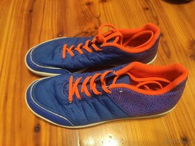 Prodám sálovky Kipsta Decathlon vel 36 - 5