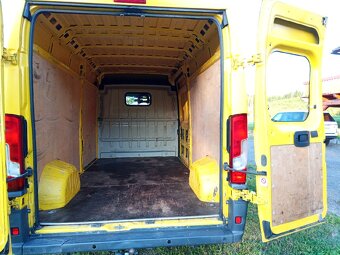 Peugeot boxer 30.10.2015 bez močoviny najeto pouze 140000km - 5