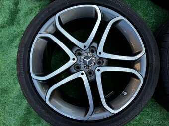 Originál alu kola Mercedes W207 5x112 R18 letní - 5