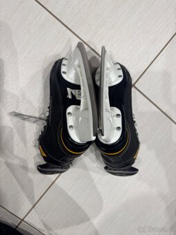 Brusle Bauer Supreme UK Y13,5, EUR 32 - 5