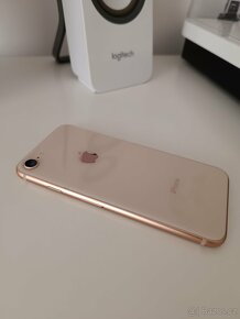 Apple iPhone 8 / 64Gb / Bez škrábance / 100% baterie - 5