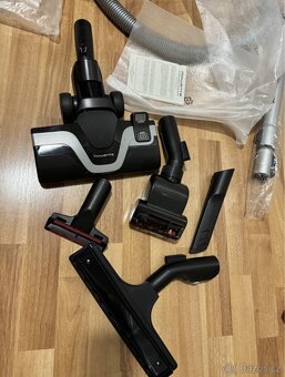 Vysavač Rowenta silence force cyclonic R07260EA - 5