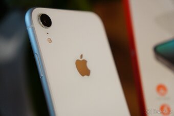 iPhone XR 64GB bílý - 5