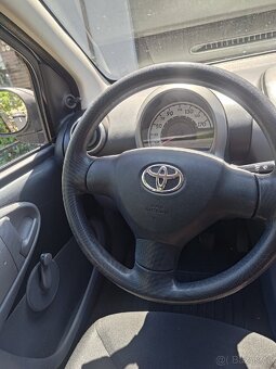 Toyota Aygo 1.0 | r. 2007 | 218 781 km | Manuál - 5