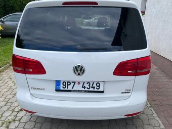 VW Touran 1,6TDi, mód 2011, naj 205000km - 5