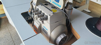 Průmyslový automatický 4 nitný overlock Jack JK-904E - 5